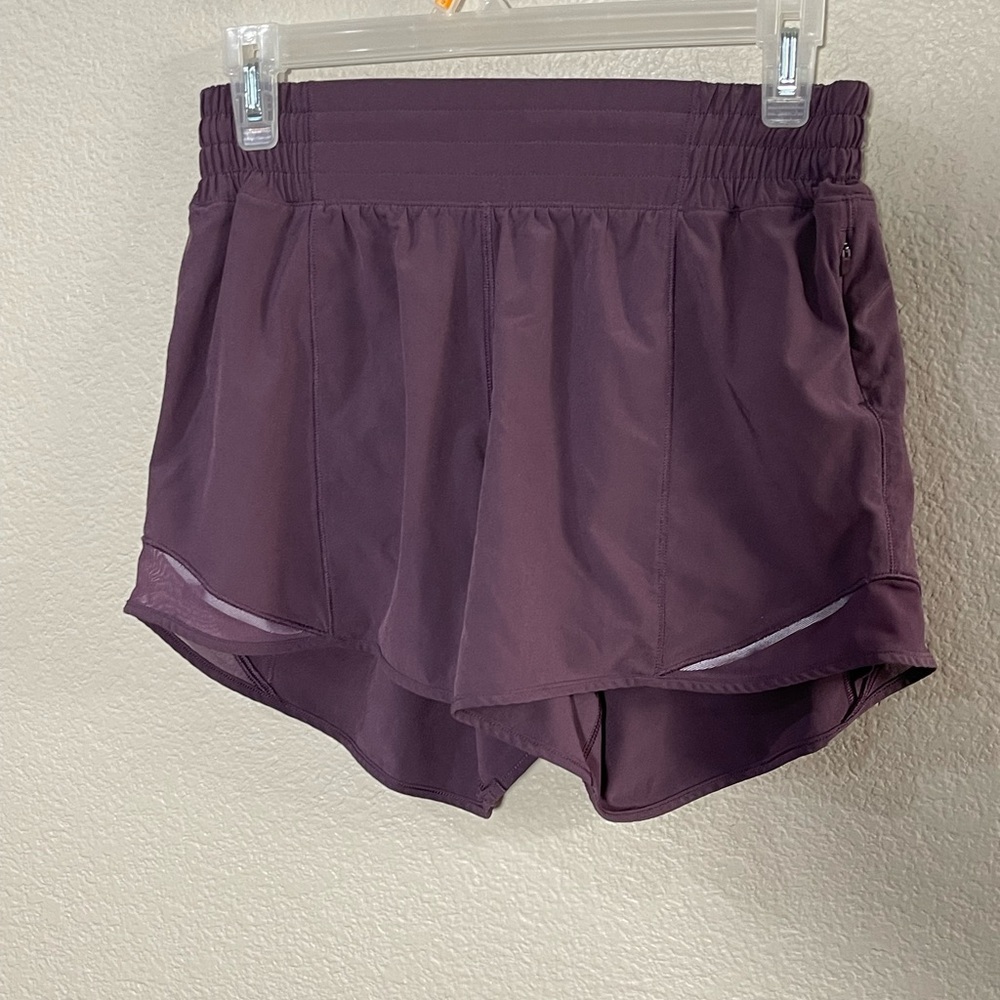 Lululemon Women's Purple Athletic Shorts size 6